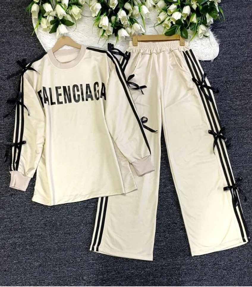 ست دورس و شلوار بگ  زنانه تو کرک مدل بالنسیاگاBAlenciaga کرمی